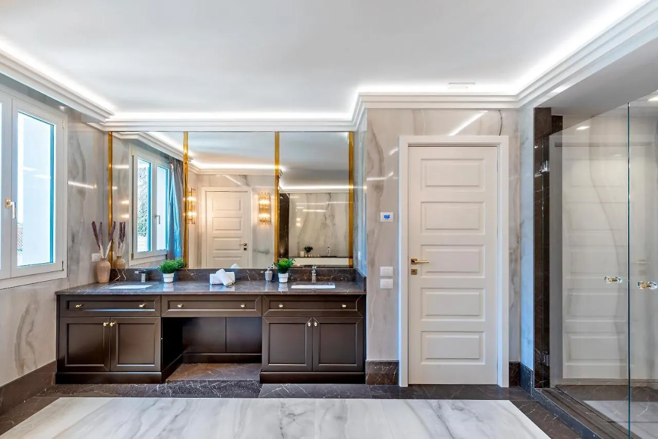 Genteel Home Prato Βίλα